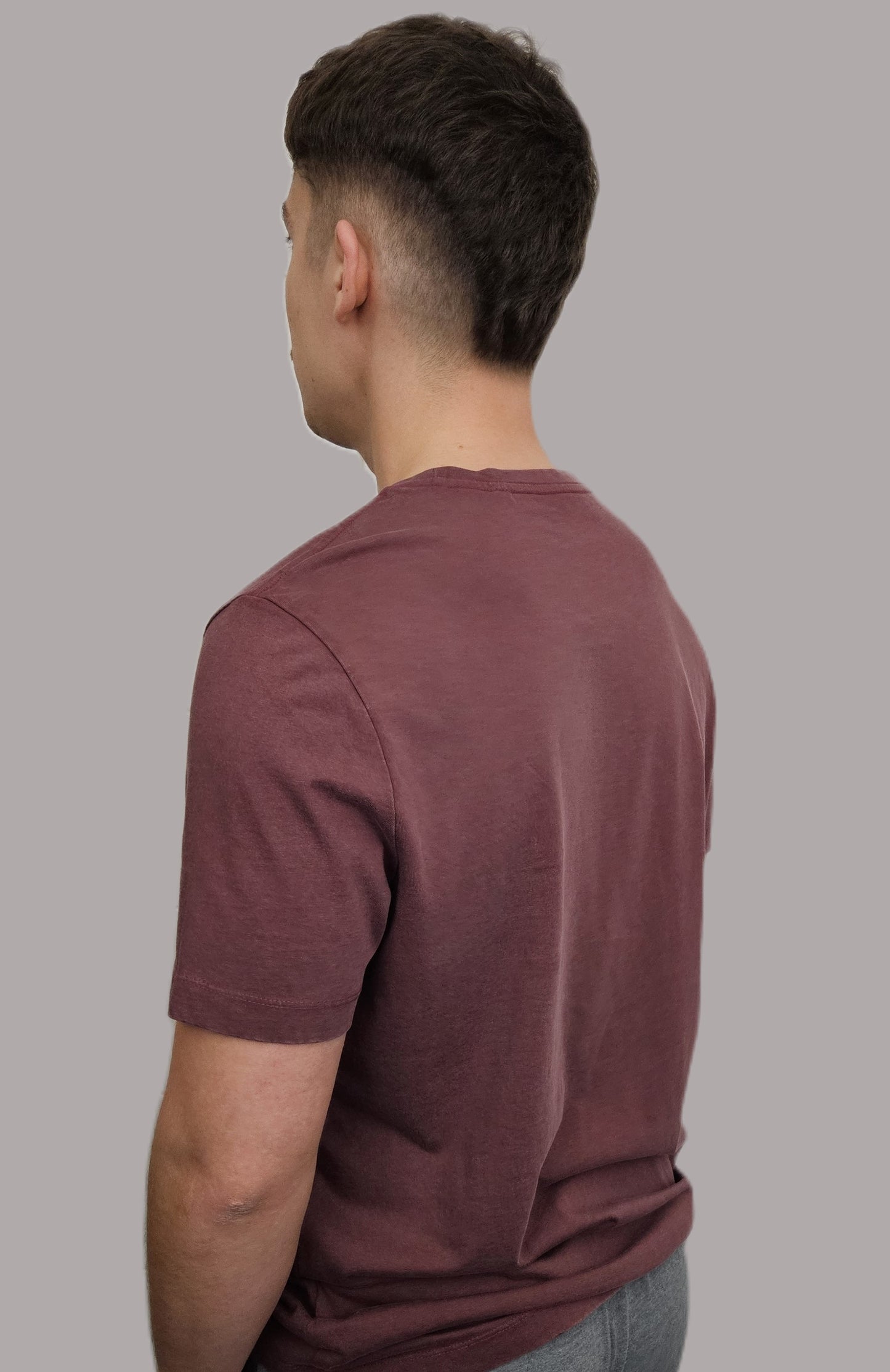 Esplora la maglietta